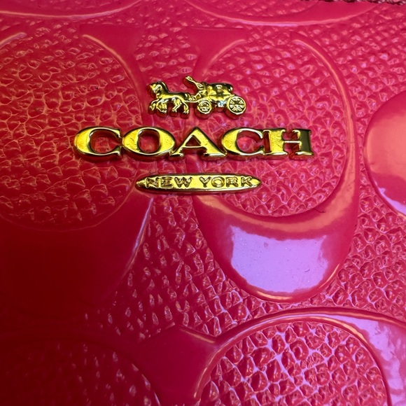 Coach Neon Hot Pink Patent Logo zip around wallet-NWOT ๐๐๐ - Picture 13 of 13